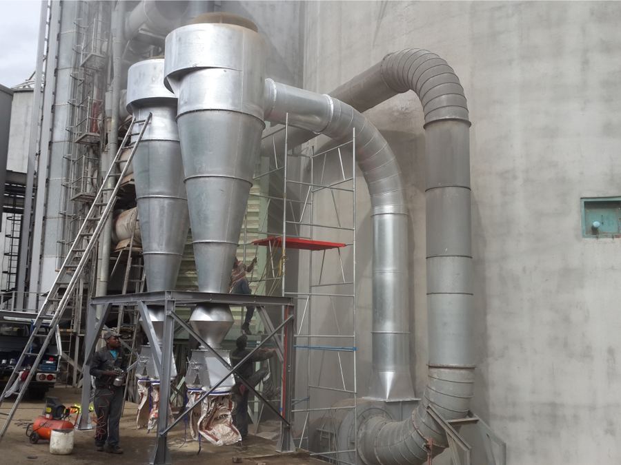 Commercial kitchen extraction canopy environment